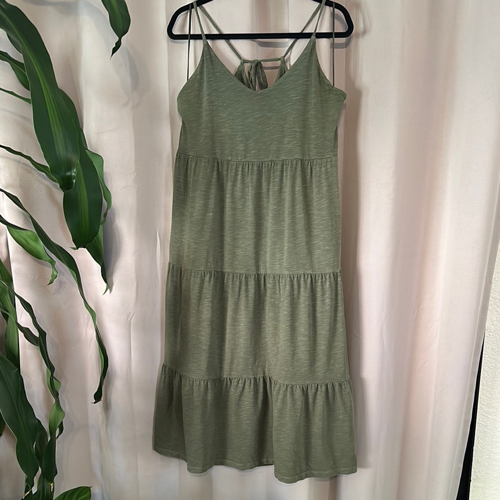 Old Navy Green Smocked Tiered Sundress